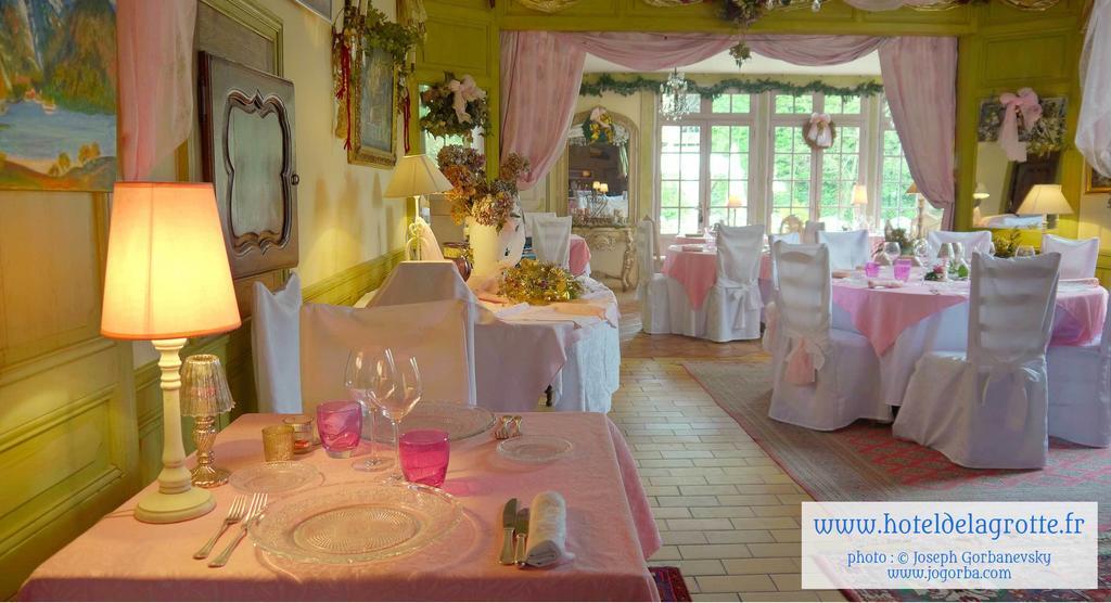 Hotel De La Grotte Montignac  Kültér fotó