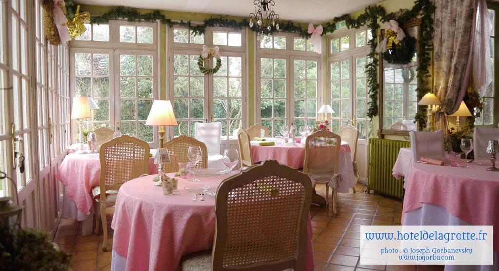 Hotel De La Grotte Montignac  Kültér fotó