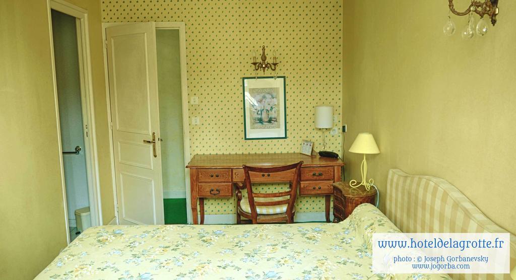 Hotel De La Grotte Montignac  Kültér fotó