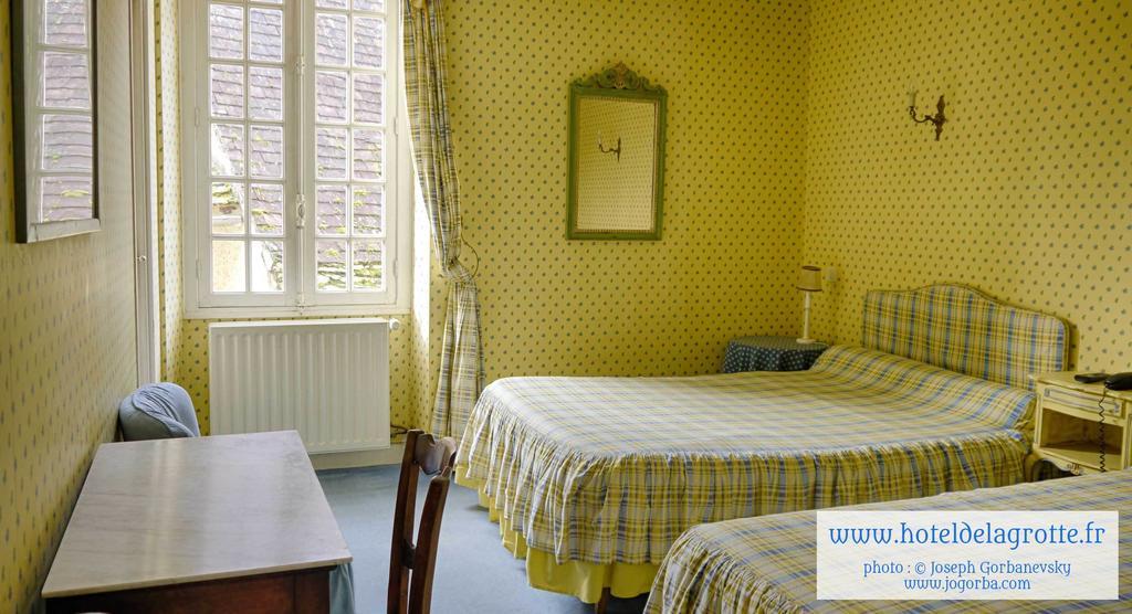 Hotel De La Grotte Montignac  Szoba fotó